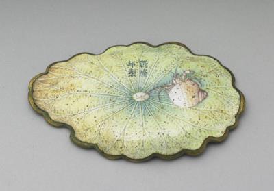 图片[3]-Painted enamel brush wiper in the form of a lotus leaf, Qianlong reign (1736-1795), Qing dynasty-China Archive